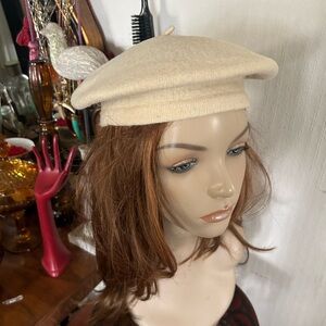 Vintage Cream Wool Beret Hat
